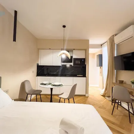 Nordio 3 Tirabora Short Rent Trieste
