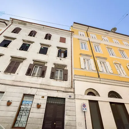 Nordio 3 Tirabora Short Rent Apartamento *